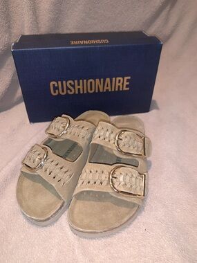 Cushionaire Cashew Sandal in Chesnut Suede